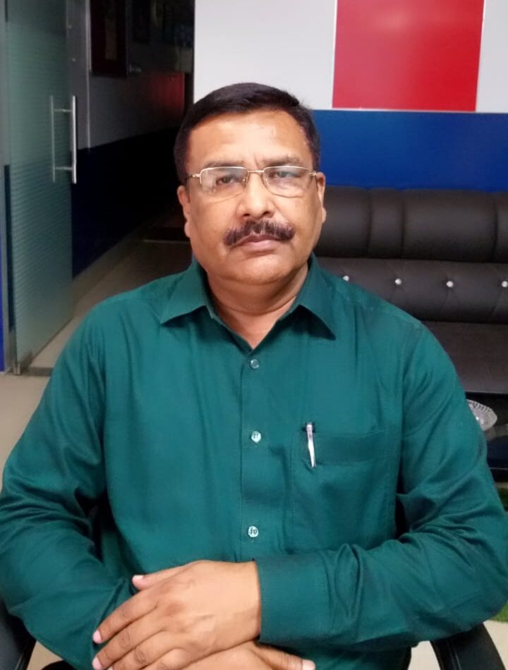 Dr. Kamlesh Kumar